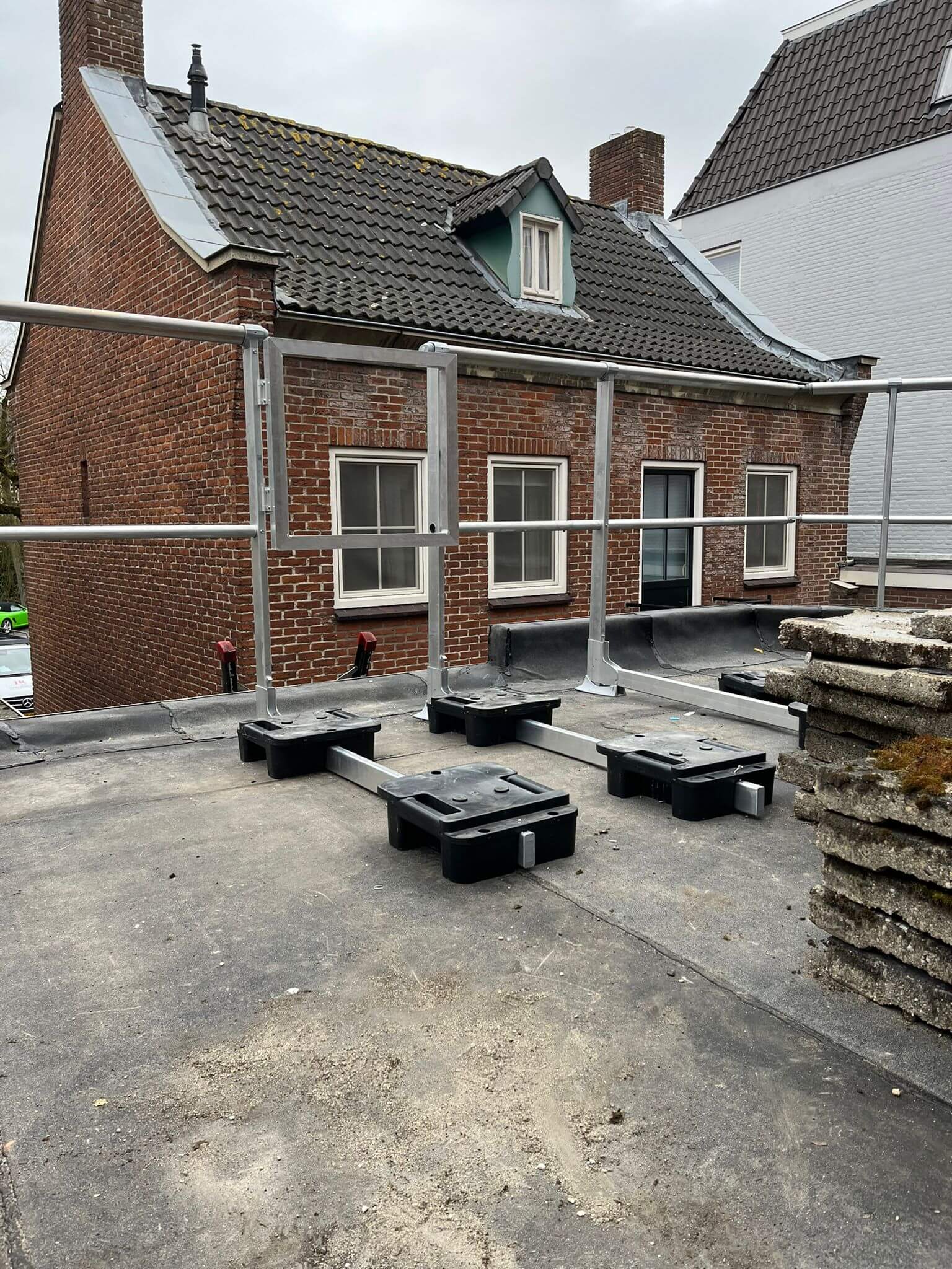 WhatsApp Image 2025-12-04 at 13.35.01 (7)