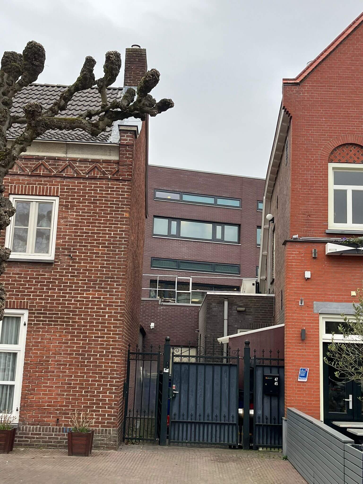 WhatsApp Image 2025-12-04 at 13.35.02 (1)