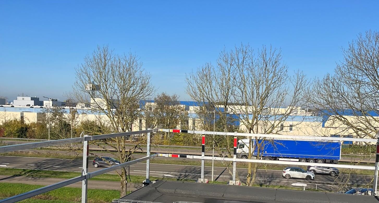 WhatsApp Image 2025-12-15 at 14.14.56